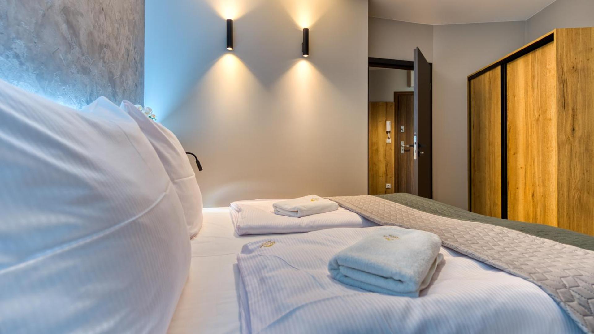 Apartamenty Z Basenem I Saunami Stone Hill Resort Vip Centrum By Royal Aparts Шклярска Поремба Екстериор снимка